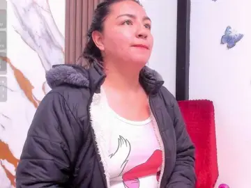 Bongacams Adult Video Chat of lexxyy24