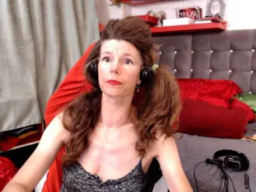 Bongacams Nude Webcam of kellysurfing