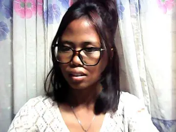 Bongacams Live Sex Cam of Natalie-Luxa