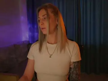 Bongacams Best live sex cam show of BlackMonro
