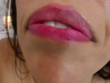 Bongacams Nude Webcam of hannahill69