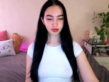 Bongacams Watch Live Sex Cams of WildKittenX