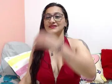 Bongacams Free Live Porn of KarinaSuarez1