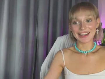 Bongacams Sex Cam of IceStrawberry