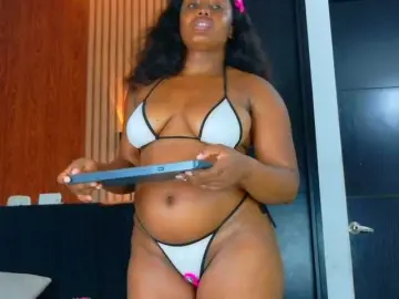 Bongacams Adult Webcam of Black-gem18