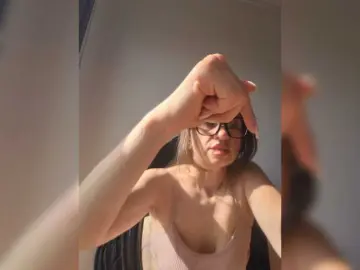 Bongacams Free Live Porn of gabyenlalunax