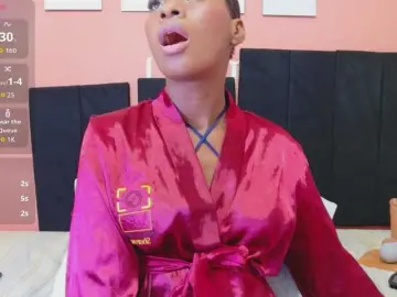 Bongacams Live Sex Cam of petitelittleebony