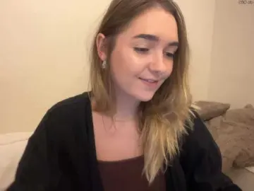 Bongacams Nude Webcam of RoxyHorny
