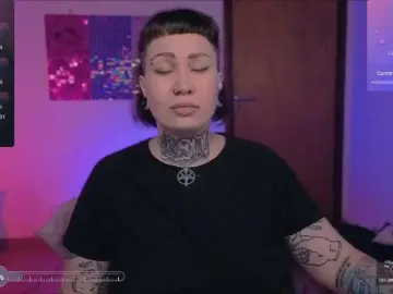 Bongacams Watch Live Sex Cams of SenoritaDakota