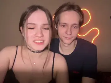Bongacams Live Sex Cam of titsDestroy2008