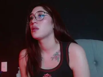 Bongacams Sex Cam of Red-moonn