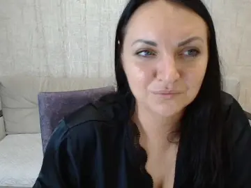 Bongacams Nude Webcam of AngelinaCute