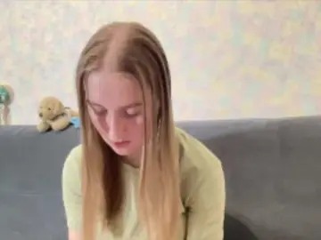Bongacams Sex Cam of DionneCrum