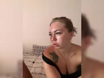 Bongacams Free Porn Cam of Kiss