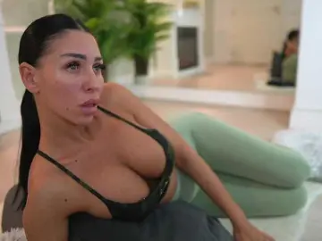 Bongacams Live Sex Cam of MyaBlack