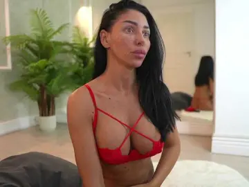 Bongacams Live Porn of MyaBlack