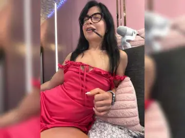 Bongacams Watch Live Sex Cams of TessUK