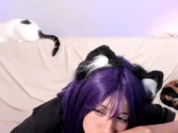 Bongacams Nude Webcam of Lizzy-c-e-e