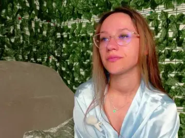 Bongacams Nude Webcam of NicoleIris