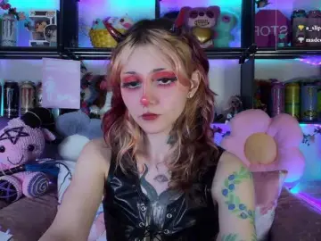 Bongacams Free Live Porn of Devil-Baby