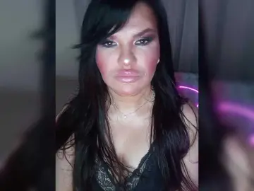 Bongacams Private Sex Chat of Brunetochkaaa