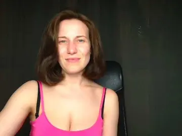Bongacams Free Porn Cam of BellaKisss1