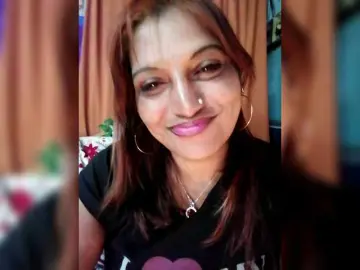 Bongacams Watch Live Sex Cams of FiestyQueen