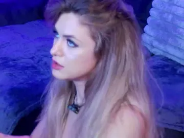 Bongacams Watch Live Sex Cams of NayaQuinn