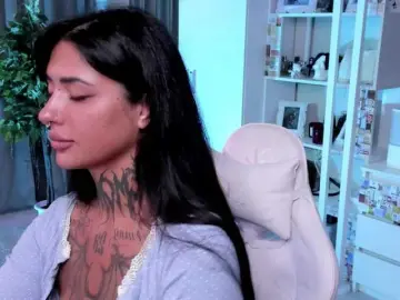 Bongacams Free Live Porn of DarkFlame223