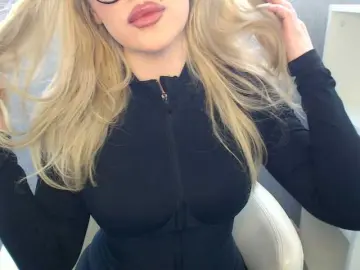 Bongacams Nude Webcam of SonaZ