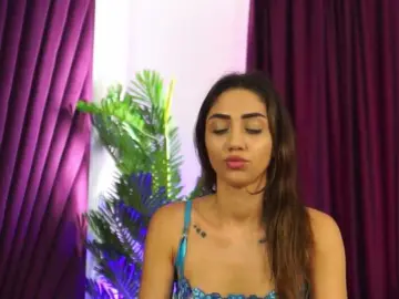 Bongacams Live Sex of LucyCherry