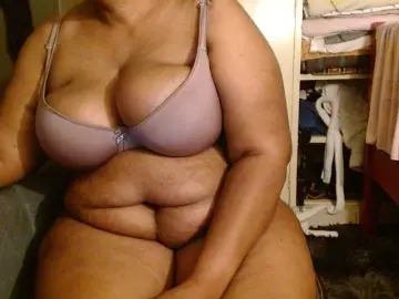 Bongacams Adult Webcams of Sexiemama