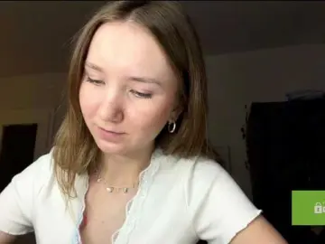 Bongacams Free Live Porn of lisasmall