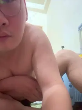 Cam4 Free Live Porn of Qoogay