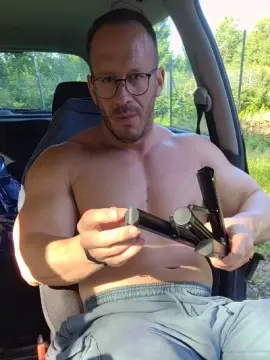 Cam4 Live Sex Cam of yumyum18