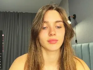 Cam4 Live Porn of MoriahSpinello