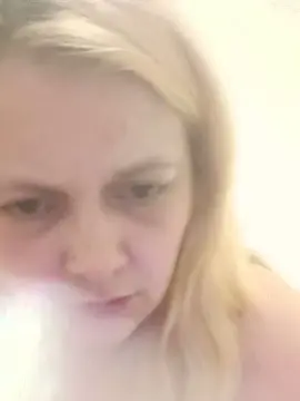 Cam4 Private Sex Chat of lapetitecoquin3