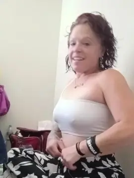 Cam4 Adult Webcam of redddiamondxxx