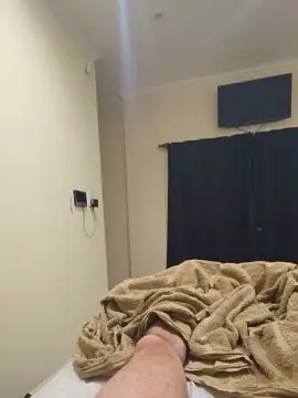 Cam4 Live Sex of justaguy94