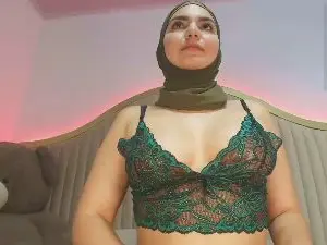 Cam4 Free Live Porn of Dalilasaadi