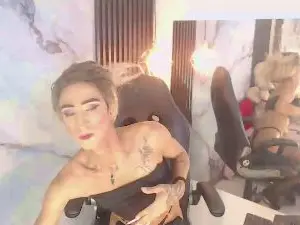 Cam4 Free Porn Cam of Hot_sexy_doll