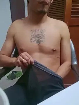 Cam4 Sex Cam of SrIncognito666
