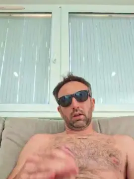 Cam4 Private Sex Chat of Vince42001