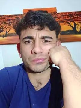 Cam4 Free Live Porn of Tinchitoo