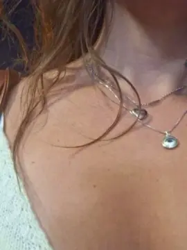 Cam4 Watch Live Sex Cams of velvetdesirexxx