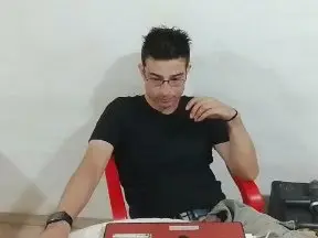 Cam4 Watch Live Sex Cams of alexeert