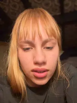 Cam4 Free Live Porn of saraangelafern1
