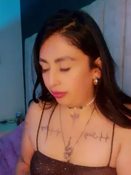 Cam4 Live Porn of CherryVelvet_
