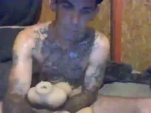 Cam4 Live Porn of Prettyboytatted