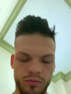 Cam4 Sex Cam of nicolas2471